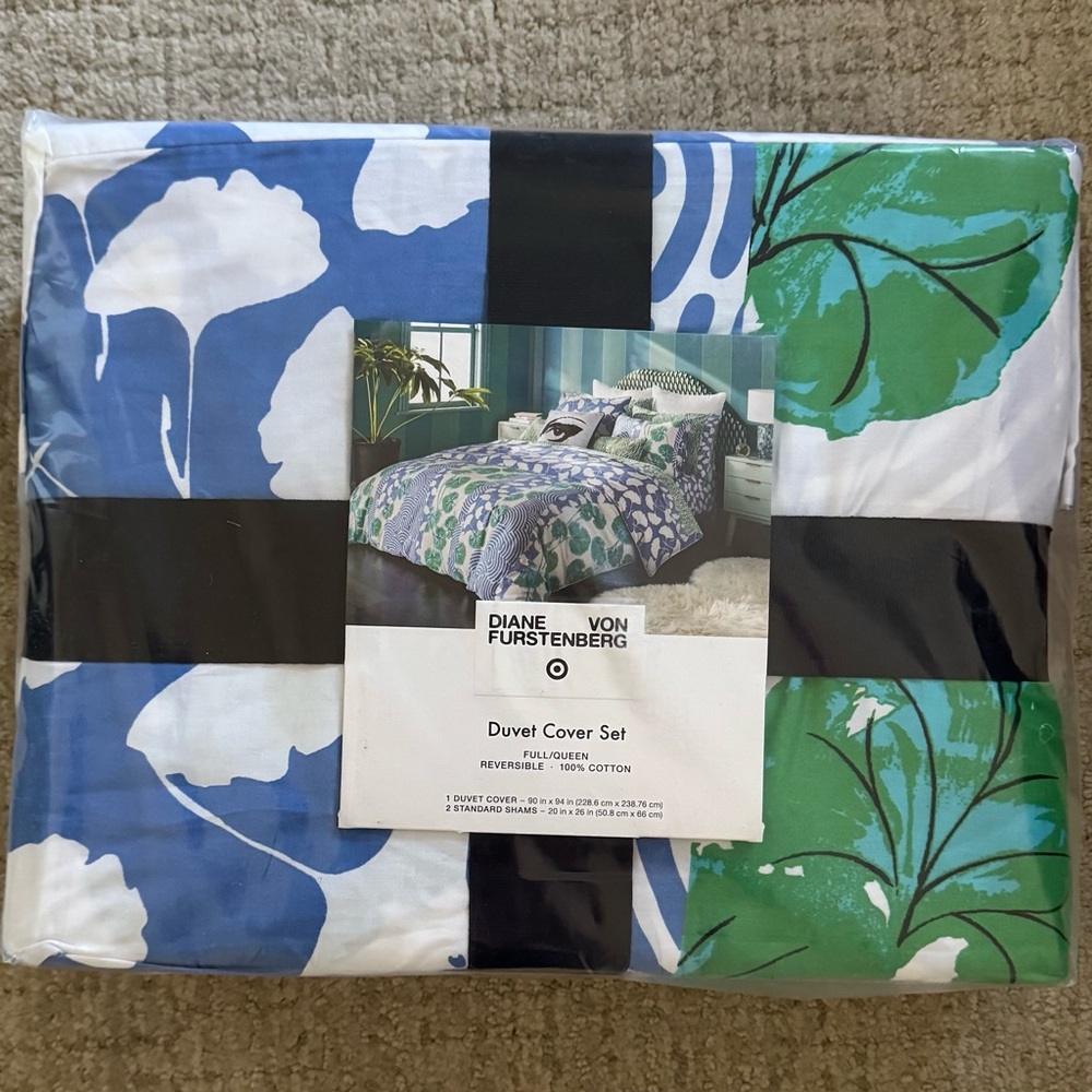 Diane von Furstenberg Blue and Green Duvet Cover Set